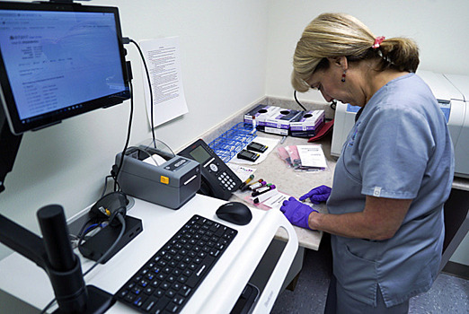 Genetic information service will be established in Russia during one year