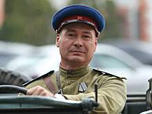 «Работа над ролью — мои фантазии»: актер Александр Песков — о примитивных сценариях и минусах кино