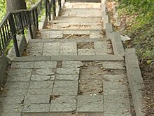 Мэр Пензы пообещал отремонтировать лестницу у памятника Первопоселенцу