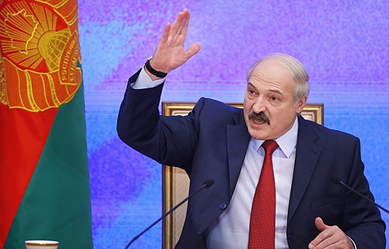 Белорусский парламент одобрил  декрет президента о тунеядцах