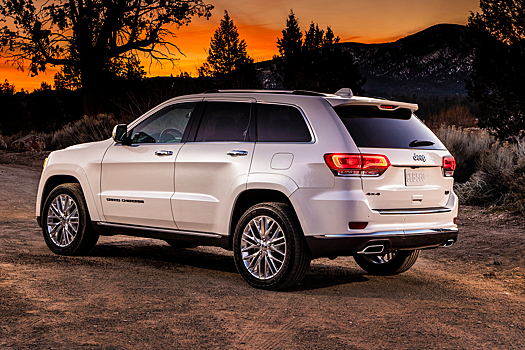 Россиян предупредили о дефекте 1,2 тысячи Jeep Grand Cherokee