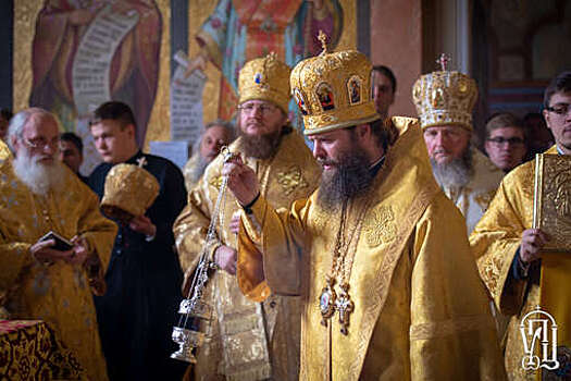 Власти Украины официально признали УПЦ связанной с Русской Православной Церковью