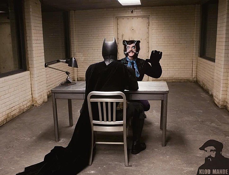 Кот Матвей против Бэтмена.