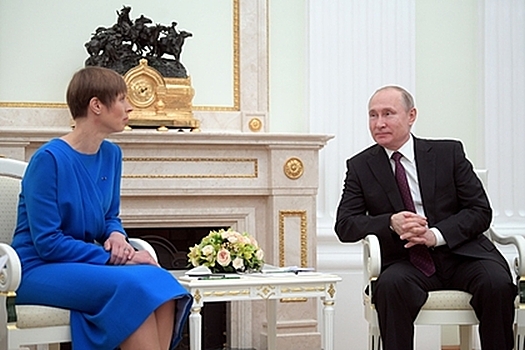 Президента Эстонии раскритиковали за приглашение Путина