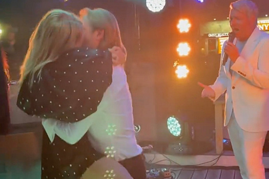 Рудковская и Плющенко станцевали в Москве и возмутили пользователей сети