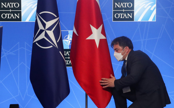 Журналист Муаззин: есть вероятность, что Турция выйдет из НАТО