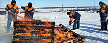 На Ямале прошли учения спасателей и лесников по тушению природных пожаров