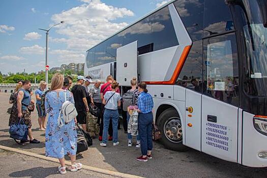 Кадеты из Луганска отправились на праздник «Алые паруса» в Санкт-Петербурге