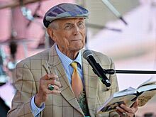 На Красной площади отметили 90-летие со дня рождения Евтушенко