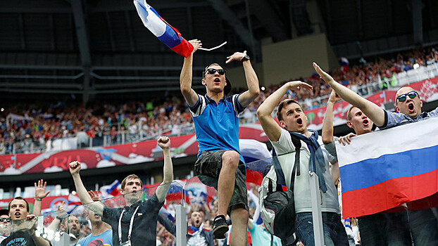 «СМИ доходят до истерии»: бывший британский футбольный хулиган об образе российских фанатов на Западе