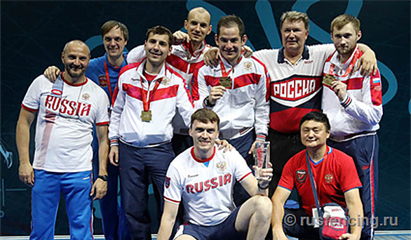 Российские фехтовальщики выиграли золото и серебро в командных турнирах на ЧЕ-2018 в Сербии