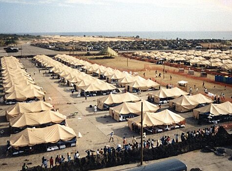 «Существует тревожное совпадение между человеком на карантине и фигурой вражеского бойца»