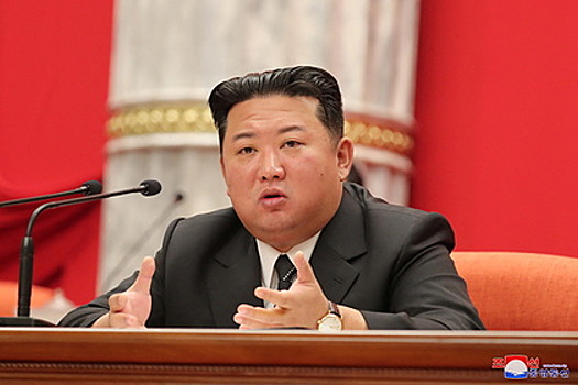 Ким Чен Ын озаботился укреплением дисциплины в Трудовой партии КНДР