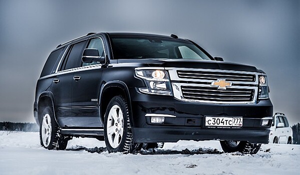 Chevrolet Tahoe: Большой, черный, страшный