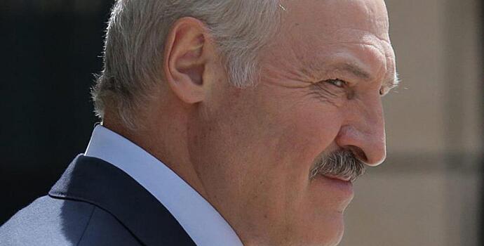 Лукашенко улетел на встречу с Путиным