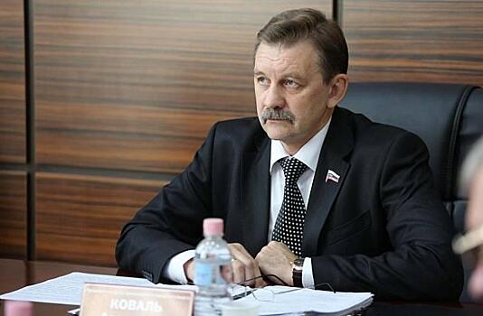 Глава Арсеньева Александр Коваль покинул свой пост