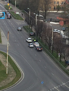 В Калининграде водителю BMW стало плохо за рулём, машина вылетела с дороги