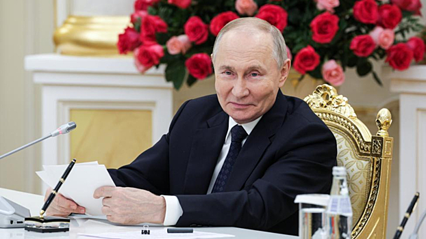 Путин предложил ввести механизм налогового вычета для работающих членов семьи