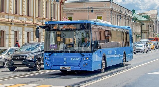 Более 500 новых автобусов запустили в столице