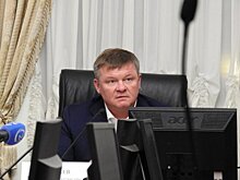 Снегопад нарушил работу в нескольких аэропортах страны