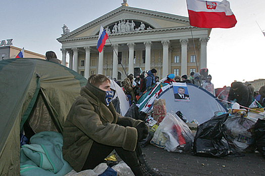 15 лет назад в Белоруссии провалилась революция. Почему оппозиция не смогла победить Лукашенко?