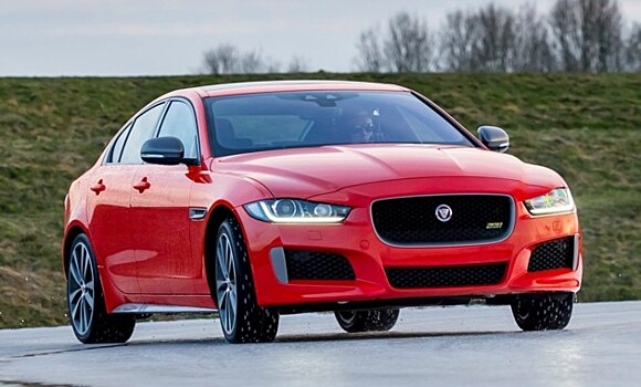 Jaguar представил 300-сильные Sport-версии XE и XF