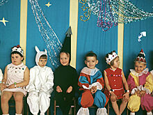 Роспотребнадзор рассказал, как выбрать детский новогодний костюм