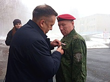 Глава Ижевска наградил медалью «За храбрость» участника СВО Александра Хлебникова