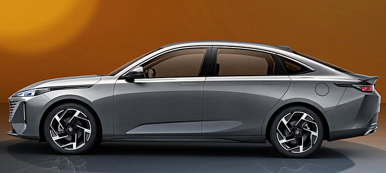 Марка Changan начала в России продажи седана Lamore за 2,8 млн рублей