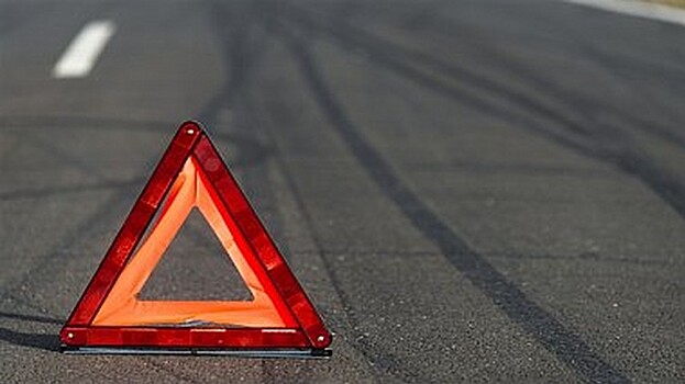 В Новобурасском районе машина слетела в кювет