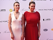 Актриса Татьяна Лютаева показала фото с округлившимся животом