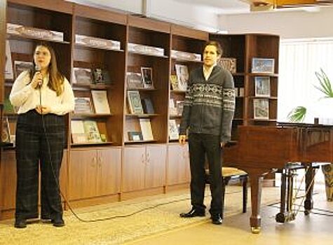 Авторский концерт пианиста прошел в библиотеке для слепых