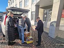Педагоги и школьники Железнодорожного округа Курска собрали аптечки для бойцов