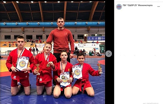 Савеловские самбисты взяли восемь медалей на открытом турнире