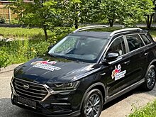 В Пензе лишившийся ног ветеран СВО получил автомобиль