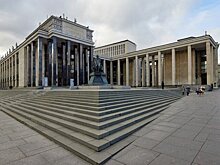 Остановка автобусов "Метро "Библиотека имени Ленина" не будет работать 4 ноября