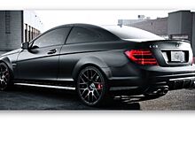 Салон MERCEDES-BENZ C63 AMG украсили дизайнеры Carlex Design