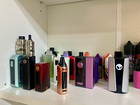 В Ижевске школьник избил одноклассника и забрал его вейп