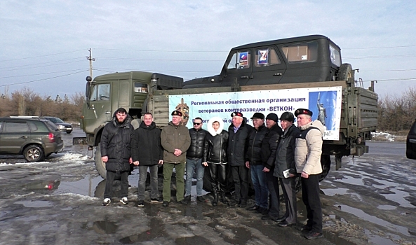 В Волгограде общественники передали бойцам в зону СВО УАЗ и гуманитарную помощь