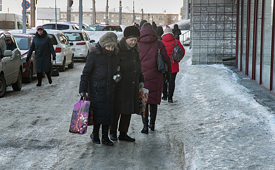 Чудовищный гололед: травмированы сотни новосибирцев