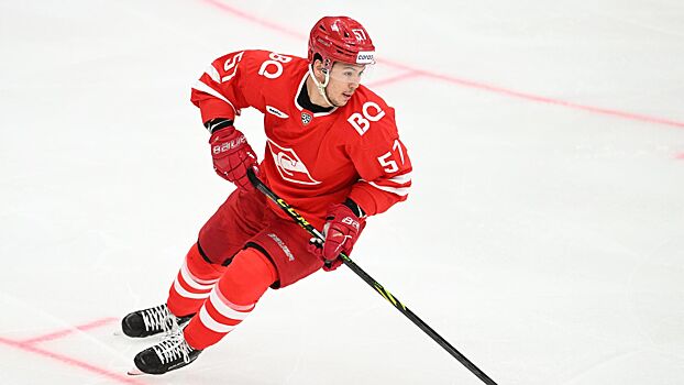 Довел до ручки. Ошибка защитника Ручкина привела «Спартак» к поражению в Минске