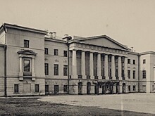 Проигрывали в карты жен: чем запомнился дом № 21 на Тверской