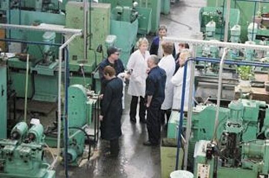 Спасательный круг для заводов. Как сохранить рабочие места в Пермском крае?