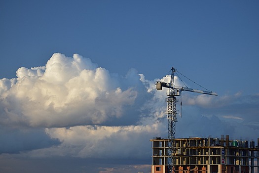 Топ-менеджер строительной компании спрогнозировал рост цен на жильё в России