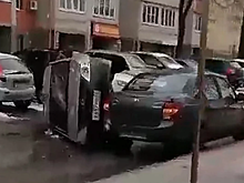 В Рязани на улице Гоголя опрокинулся автомобиль