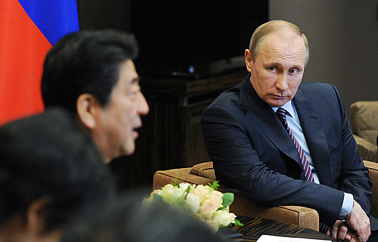 Путин выразил Абэ соболезнования после наводнения