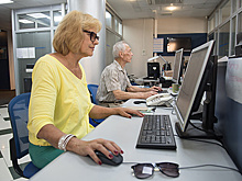 Нацпроект помог двум тысячам предпенсионеров из Свердловской области освоить работу мечты