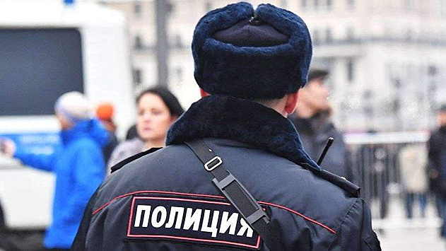 В Петербурге задержали трех человек за нападение на подростка