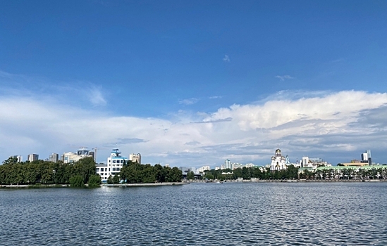 Едем из Владивостока в Екатеринбург: как добраться и что посмотреть в городе