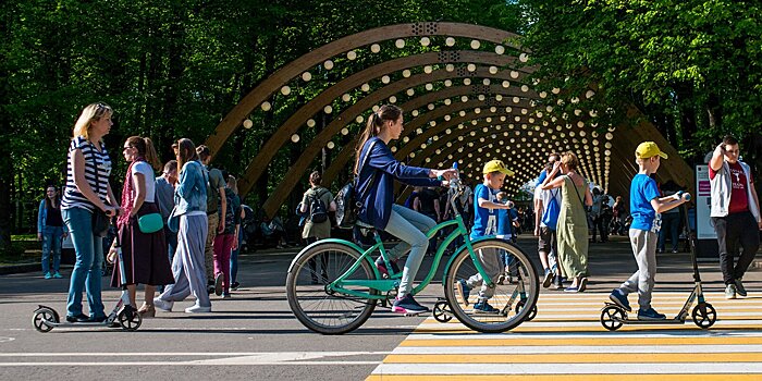 Велосипеды, ролики, скейтборды: в парках открываются пункты проката спортинвентаря